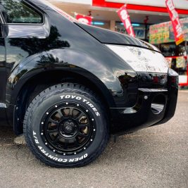 gallery_mitsubishi_delica_0