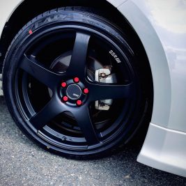 gallery_toyota_corolla_S_2-min