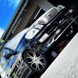 gallery_toyota_lancru_0-min