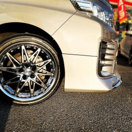 gallery_toyota_voxy_3-min