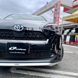 gallery_toyota_yariscross_0-min