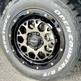gallery_toyota_yariscross_2-min