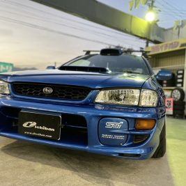 スバル　インプレッサ　WRX　STI　GC8
