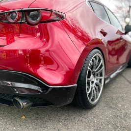 MAZDA　マツダ3