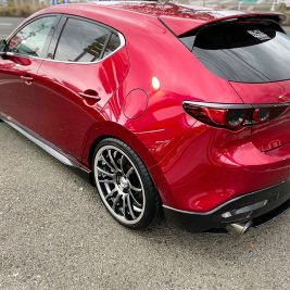 MAZDA　マツダ3